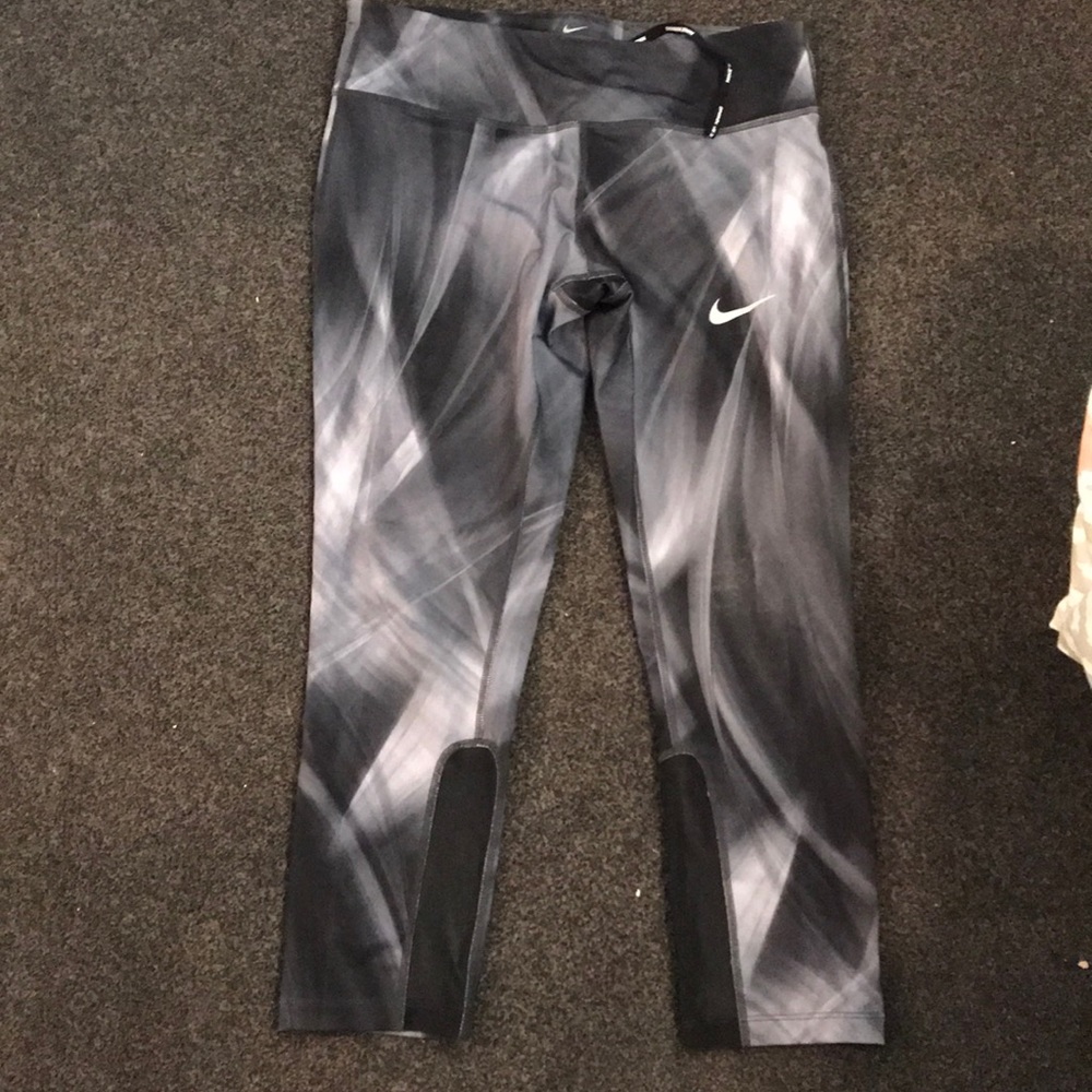 Nike running capris